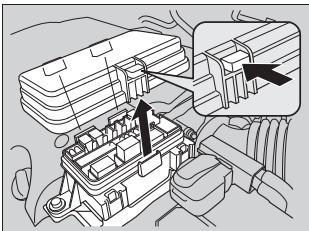 Acura ZDX (2013) - Boîtier à fusibles secondaire du compartiment moteur - 1