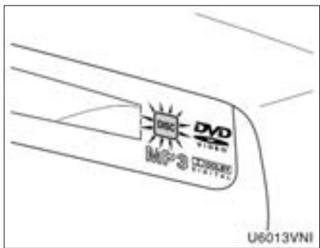 TOYOTA Venza (2010) - — Fonctionnement du lecteur de DVD - 2