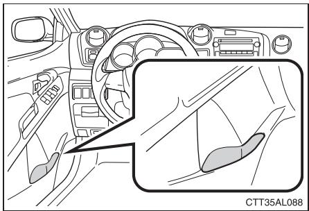 TOYOTA Matrix (2014) - Avant - 1