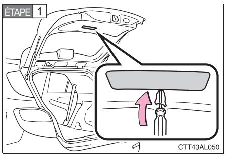 TOYOTA Matrix (2014) - Éclairages de plaque d'immatriculation - 1
