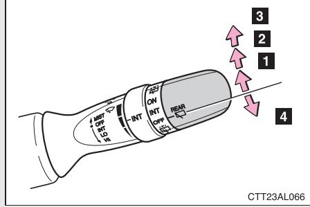 TOYOTA Matrix (2014) - 2-3. Utilisation de l'éclairage et des essuie-glaces Essuie-glace et lave-glace de lunette arrriere* - 2