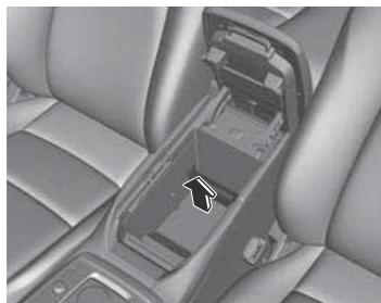 MAZDA CX-30 (2019) - Séparateur de console centrale - 1