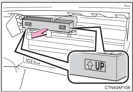 TOYOTA Highlander (2009) - Méthode de dépose - 5