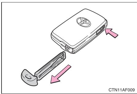 TOYOTA Highlander (2009) - Utilisation de la clé conventionnelle (vehicules équipés d'un système d'accès et de démarrage "mains libres") - 1