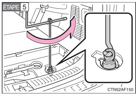 TOYOTA Highlander (2009) - Sortir la roue de secours - 5