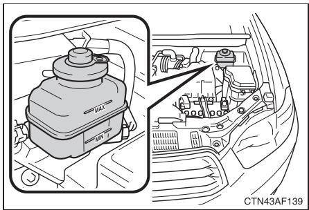 TOYOTA Highlander (2009) - Contrôle du niveau de liquide - 1