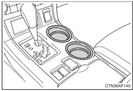 TOYOTA Highlander (2009) - Porte-gobelets - 1
