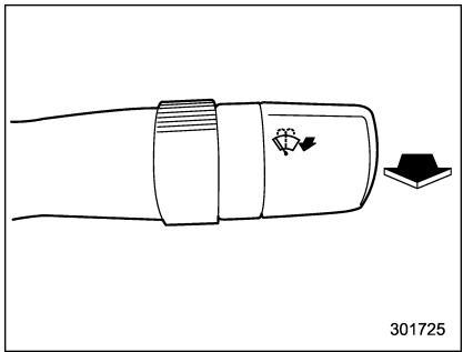 SUBARU WRX STI (2019) - Lave-glace de pare-brise - 1