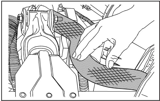 Buick Lacrosse 1 (2004-2009) - Comment ajouter du liquide de refroidissement au radiateur (moteur V6 de 3,8 L) - 4