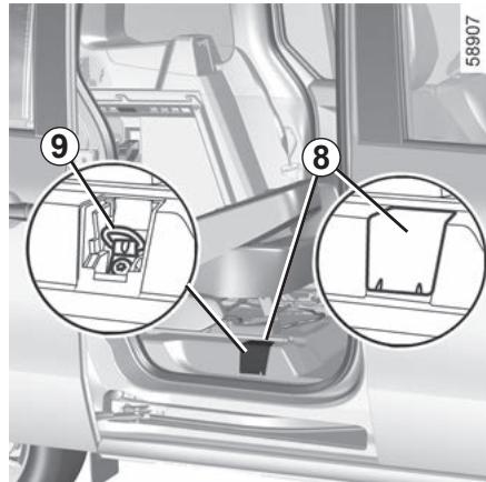 RENAULT Kangoo E-TECH ELECTRIQUE (2021-2024) - Pose du filet de séparation derrière les sièges avant - 3