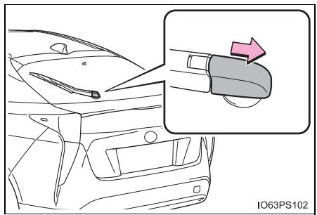 TOYOTA Prius (2018) - Essuie-glace de la lunette arrière (si le véhicule en est doté) - 1
