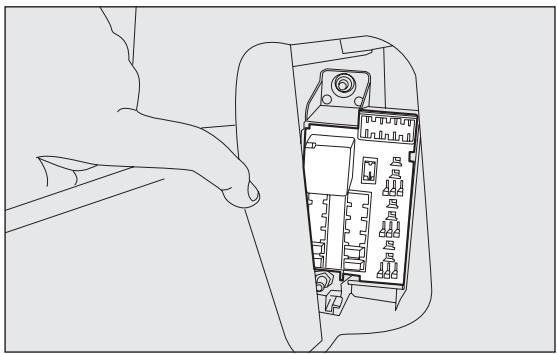 Abarth Punto (2012-2018) - Centrale du coffre à bagages fig. 161 - 1