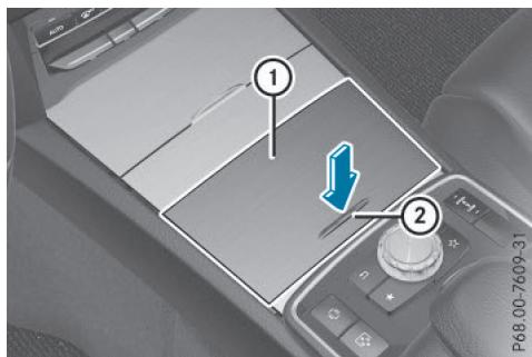 Mercedes-Benz Classe E Coupé (2016-2020) - Bacs de rangement dans la console centrale - 1