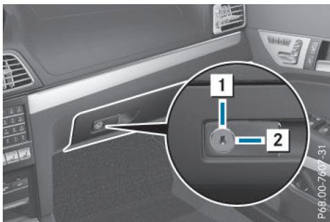 Mercedes-Benz Classe E Coupé (2016-2020) - Boite à gants - 2