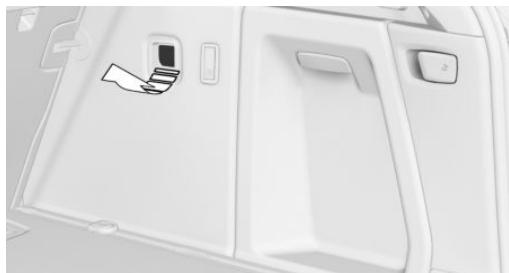 BMW X4 (2020) - Dans le compartment à bagages - 1
