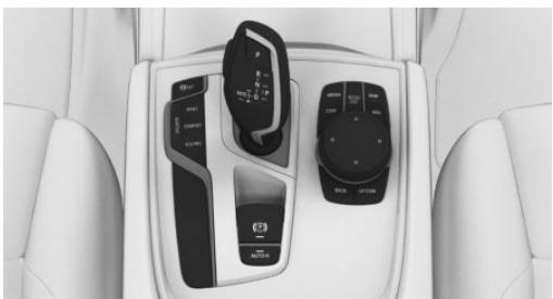 BMW X4 (2020) - Touchedanslevehicule - 1