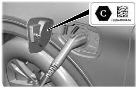 FORD Explorer (2021) - Charge à l'aide de votre cordon de charge public - 2