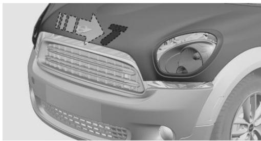 MINI Countryman (2014-2017) - Déverrouillage et ouverture du capot moteur - 2
