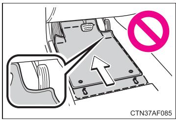 TOYOTA Matrix (2012) - ATTENTION - 1