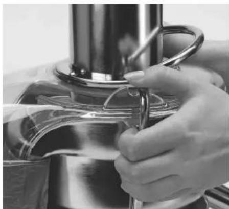 Solis Juice Fountain Pro Type 843 - DÉMONTAGE DE VOTRE CENTRIFUGEUSE À DOUBLE DISQUE DE LA PREMIUM CLASS - 4