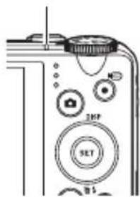 CASIO Exilim EXZR300 - Raccordez le câble USB à l'appareil photo. - 3