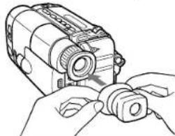 SONY CCDTR760E - Colocación de la videocámara en el portacámara subacuático - 2