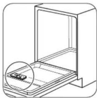 ZANUSSI ZDT13001 - Filling the rinse aid dispenser - 3