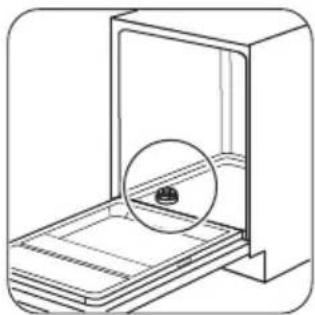 ZANUSSI ZDT15003 - Riempimento del contentatore del sale - 2