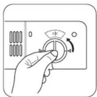 ZANUSSI ZDT15003 - Filling the rinse aid dispenser - 4