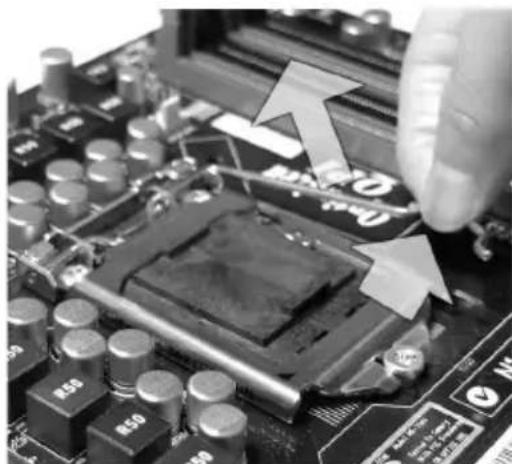 MSI H67MAE35 - Installation du CPU et son ventilateur - 1