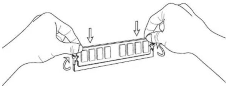 MSI H61ME33 - Installing Memory Modules - 3