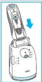 BRAUN 070498 - Carica e pulizia del rasoio - 5