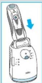 BRAUN 070498 - Lading og rengjøring av barbermaskinen - 5