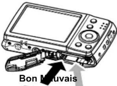 CASIO Exilim Zoom QVR200 - Mise en place de la batterie - 3