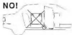 Argoclima Ayri - Per la vostra sicurezza abbiate cura di verificare periodicamente lo stato del cavo di alimentazione; qualora fosse danneggiato dall'uso, per la sostituzione, rivolgersi al Centro Assistenza. - 3