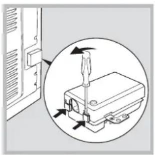 HOTPOINT-ARISTON FZ 61 GP.1 IX Y HA - Montage du câble d'alimentation - 1