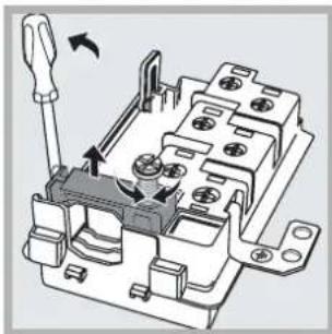 HOTPOINT-ARISTON FQ 99 C.1 (ICE) HA - Montaggio del cavo di alimentazione - 2