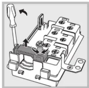 HOTPOINT-ARISTON FZ 99 GP.1 IX F HA - Montaje del cable de alimentación eléctrica - 2