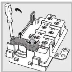 HOTPOINT-ARISTON FH 103 IXHA - Montage du cable d'alimentation - 2