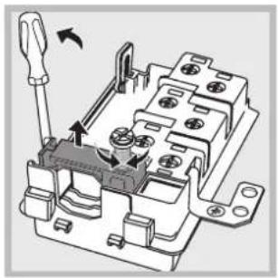 HOTPOINT-ARISTON FH 89 P IXHA - Montage du câble d'alimentation - 2
