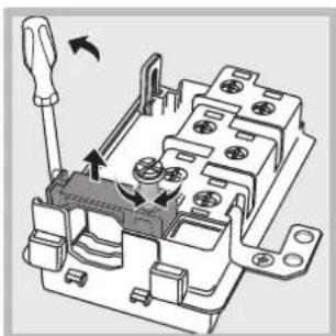 HOTPOINT-ARISTON FHB 51 IXHA - Montaje del cable de alimentacion eletrica - 2