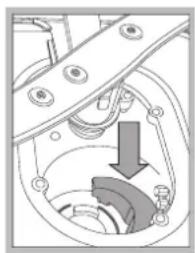 INDESIT DFG 051 S EU - Cleaning the filters - 4