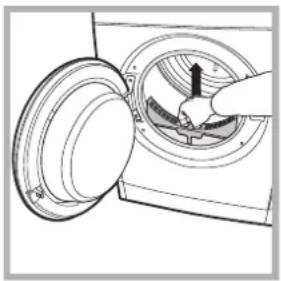 INDESIT IDVA 835 EU - Cleaning the filter after each cycle - 2