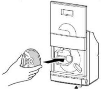KENWOOD C616DV - Inbrengen van een disc - 1
