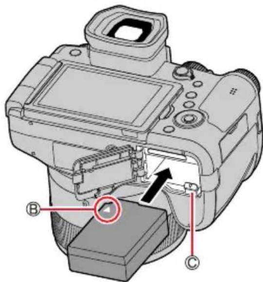 LEICA VLux 30 - Insertion de la batterie - 2
