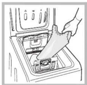 HOTPOINT-ARISTON ECOT7F 1291 (EU) - How to open and to close the drum - 3