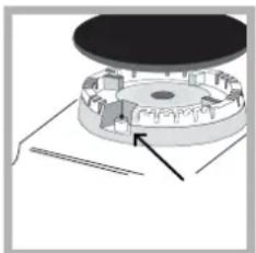 HOTPOINT-ARISTON CP65SG1 HA - Lighting the burners - 1