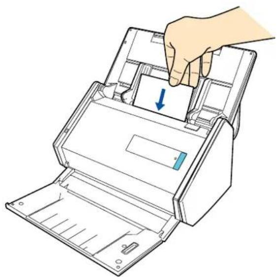 FUJITSU ScanSnap iX500 Deluxe - Placez une carte de visite dans le ScanSnap. - 1