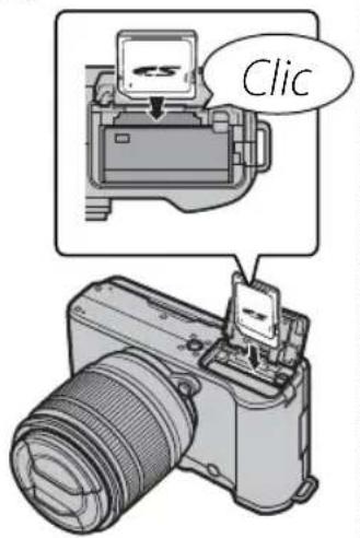 FUJIFILM XM1 - Insérez la carte mémoire. - 1
