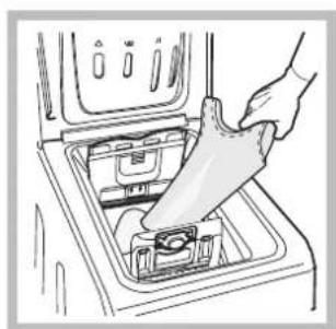 HOTPOINT-ARISTON ECOT7F 1292 EU - How to open and to close the drum - 3